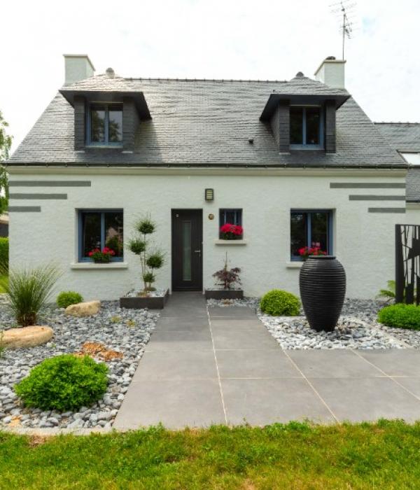 Végétalisation d'une entrée de maison à Camoel 56