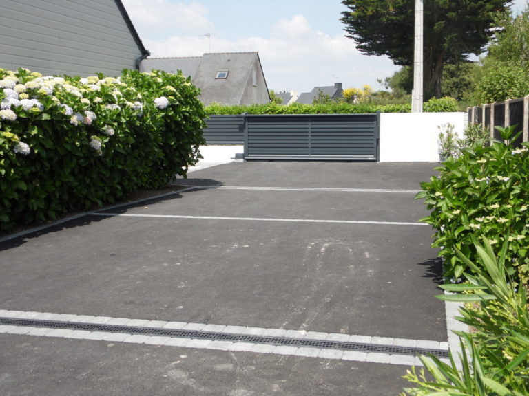Allee en enrobe chainettes paves beton - Quimper Brest